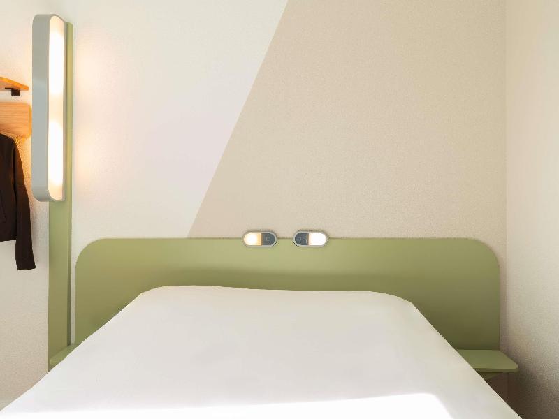 ibis budget Tours Nord image