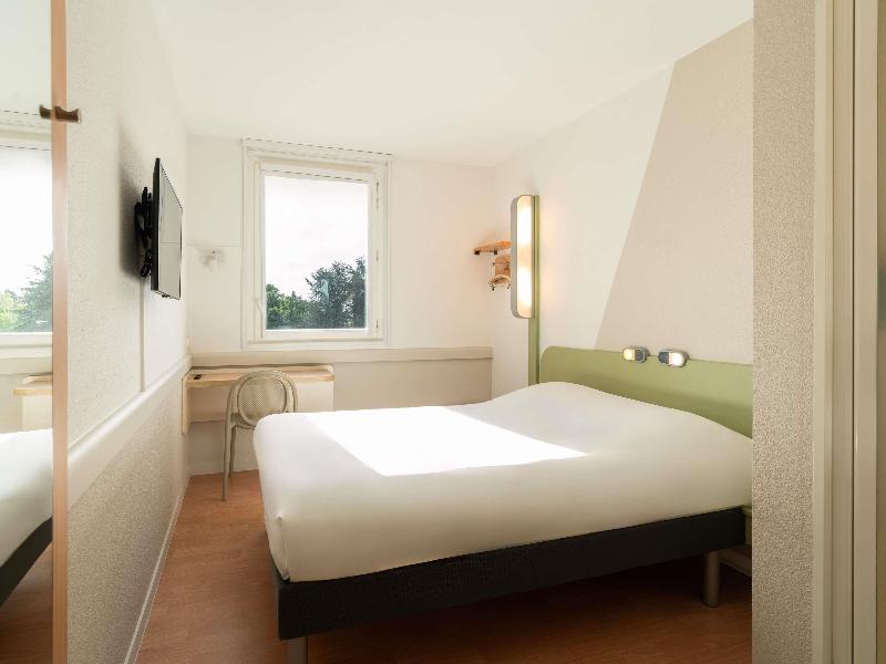 ibis budget Tours Nord image