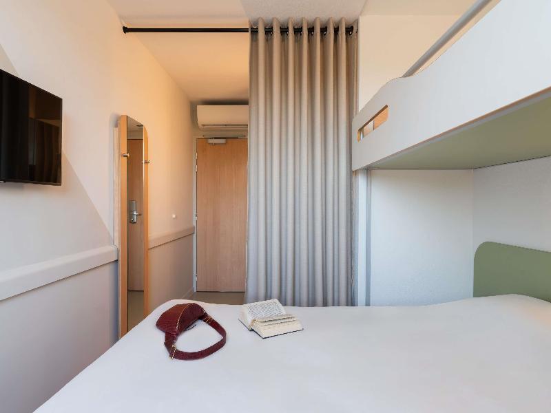 ibis budget Tours Nord image