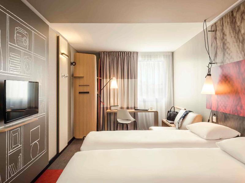 ibis Troyes Centre image