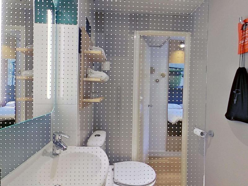 ibis Vannes image