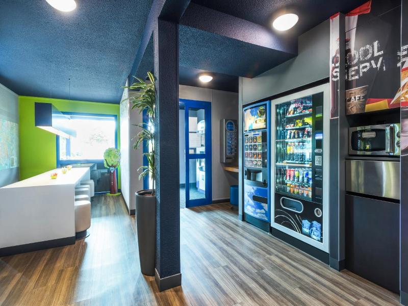 ibis budget Rouen Petit Quevilly image