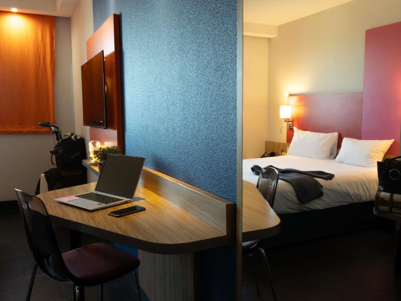 ibis Styles Romans Valence Gare TGV image