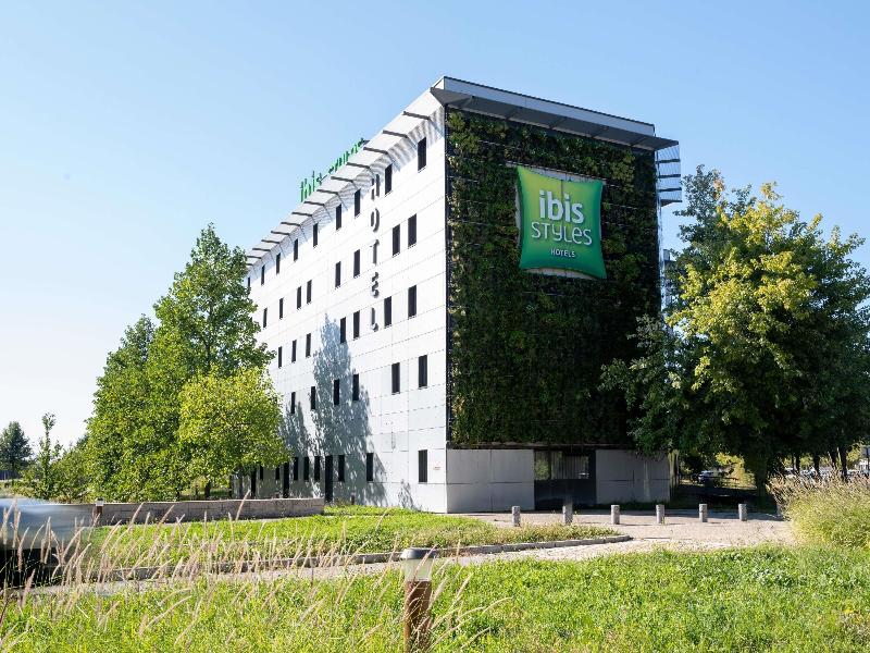 ibis Styles Romans Valence Gare TGV image