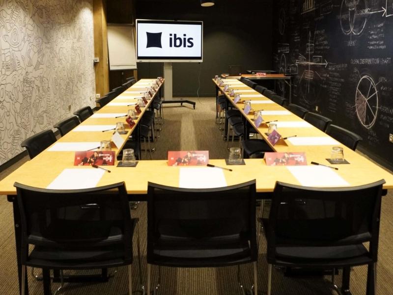 ibis Valence Sud image