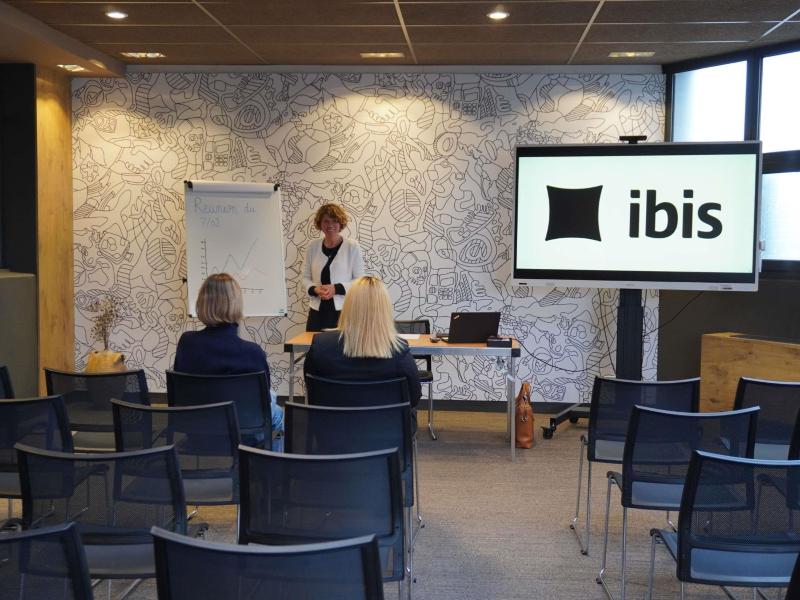 ibis Valence Sud image