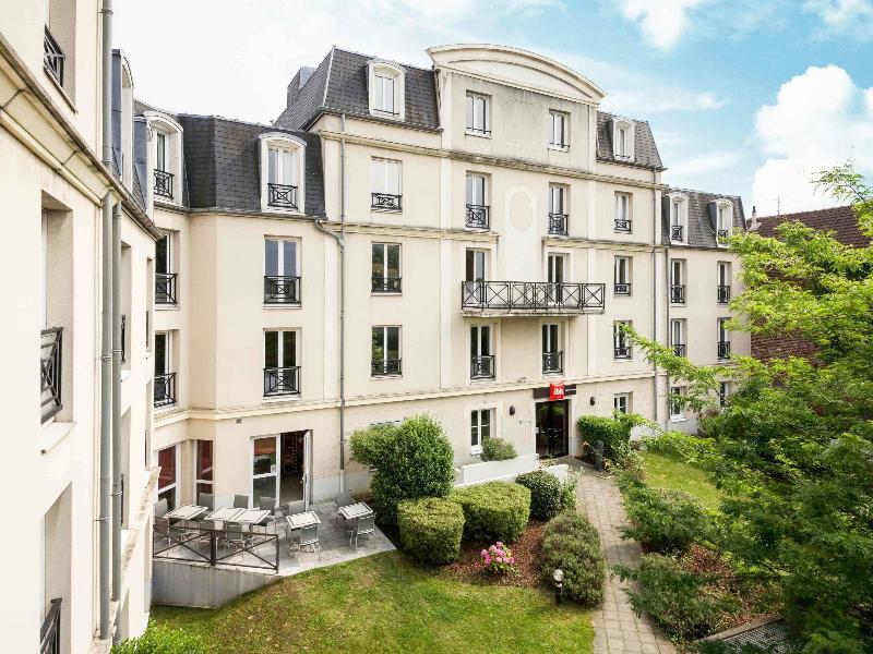 ibis Valenciennes image