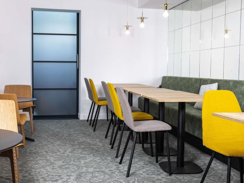 ibis Valenciennes image