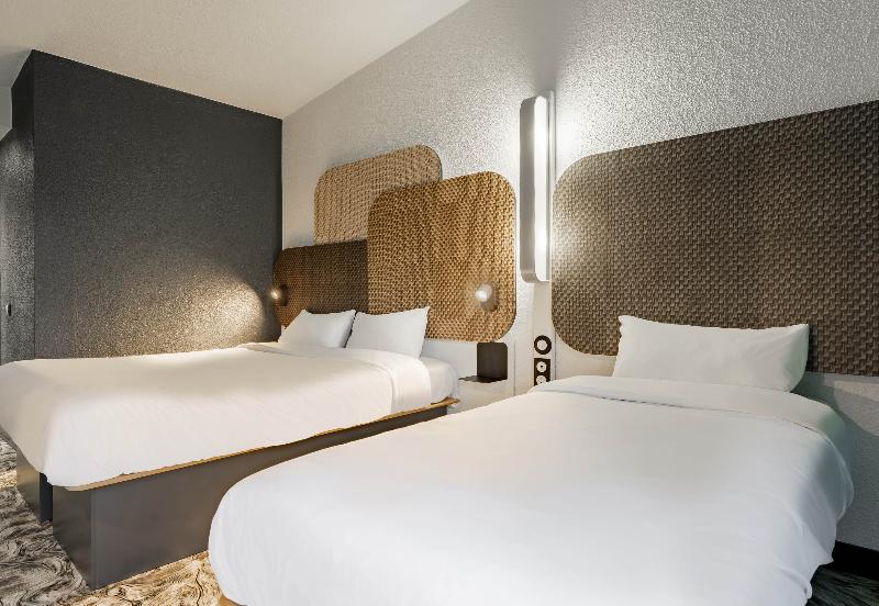 B&B HOTEL Valenciennes Sud 3 étoiles image