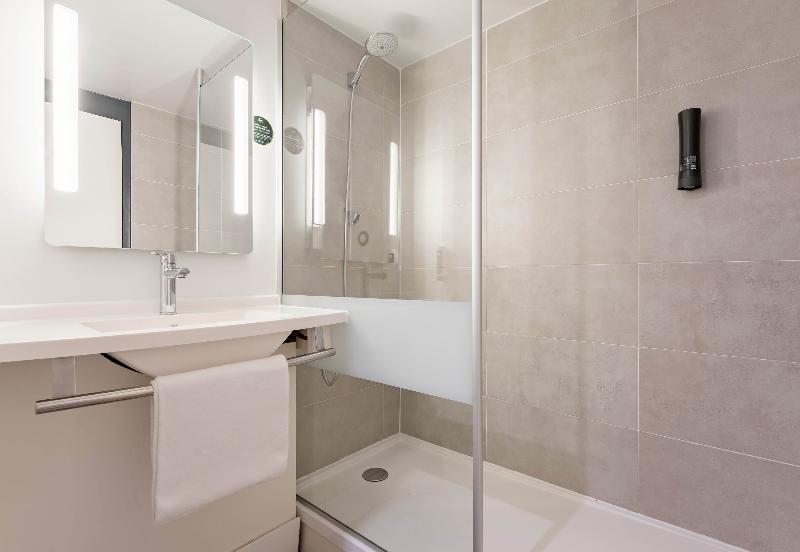 B&B HOTEL Valenciennes Sud 3 étoiles image