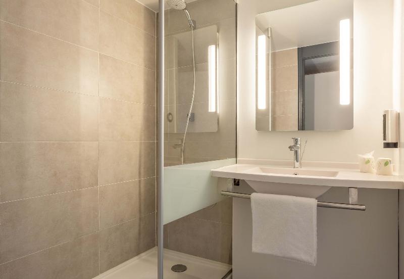 B&B HOTEL Valenciennes Sud 3 étoiles image