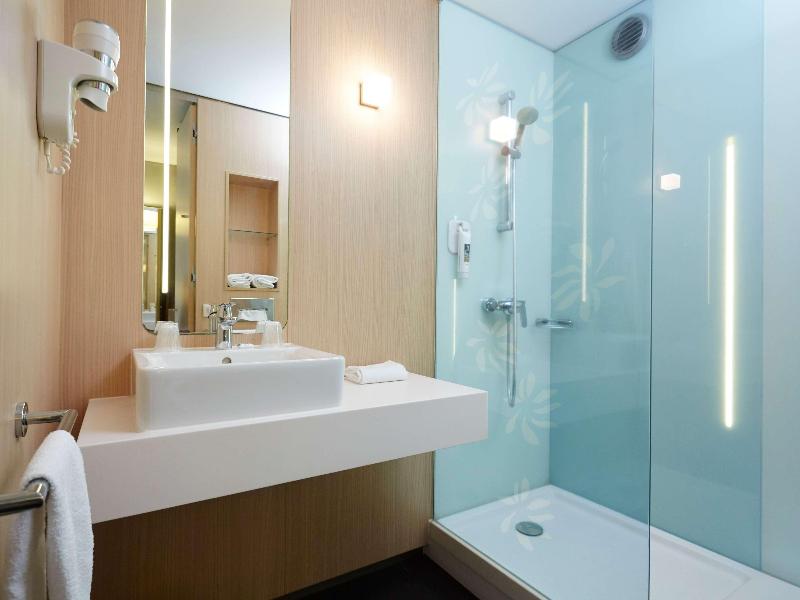 Hôtel Mercure Valenciennes Centre image