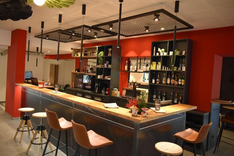 ibis Beaune Centre image