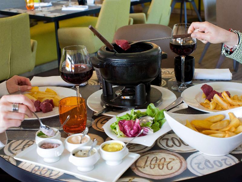 ibis Beaune La Ferme Aux Vins image