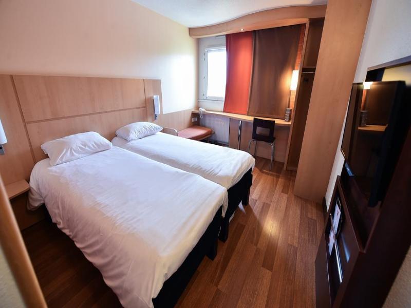 ibis Beaune La Ferme Aux Vins image