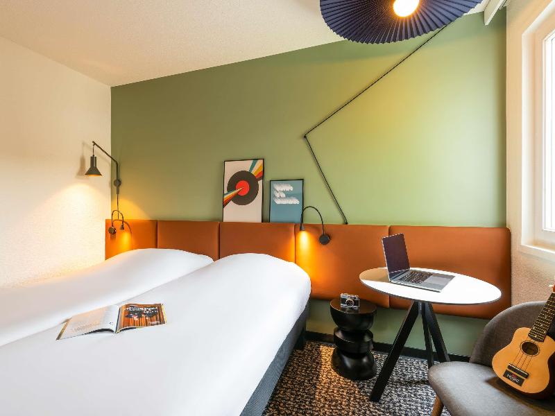 ibis Nuits-Saint-Georges image
