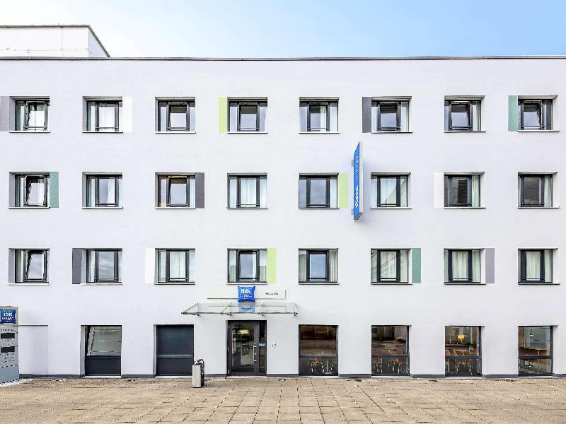 ibis budget Aachen City image