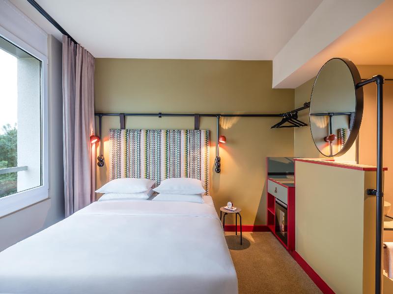 Me And All Hotel Berlin East Side, By Hyatt image