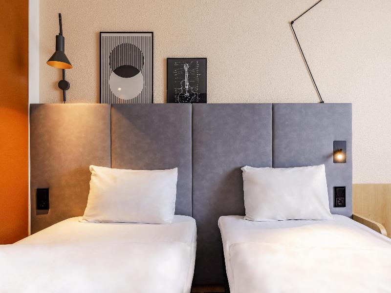 ibis Friedrichshafen Airport Messe image