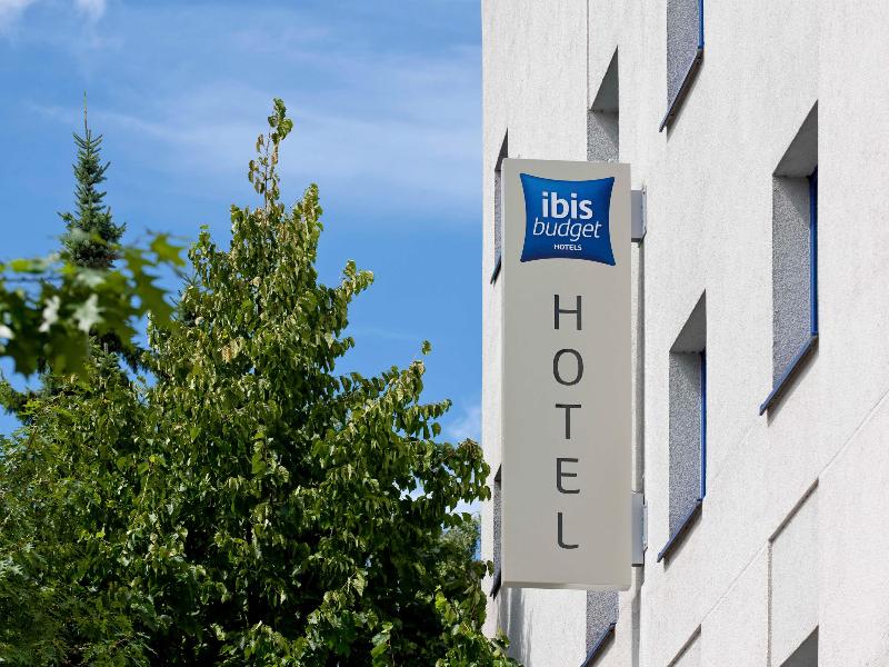 ibis budget Hamburg Altona image