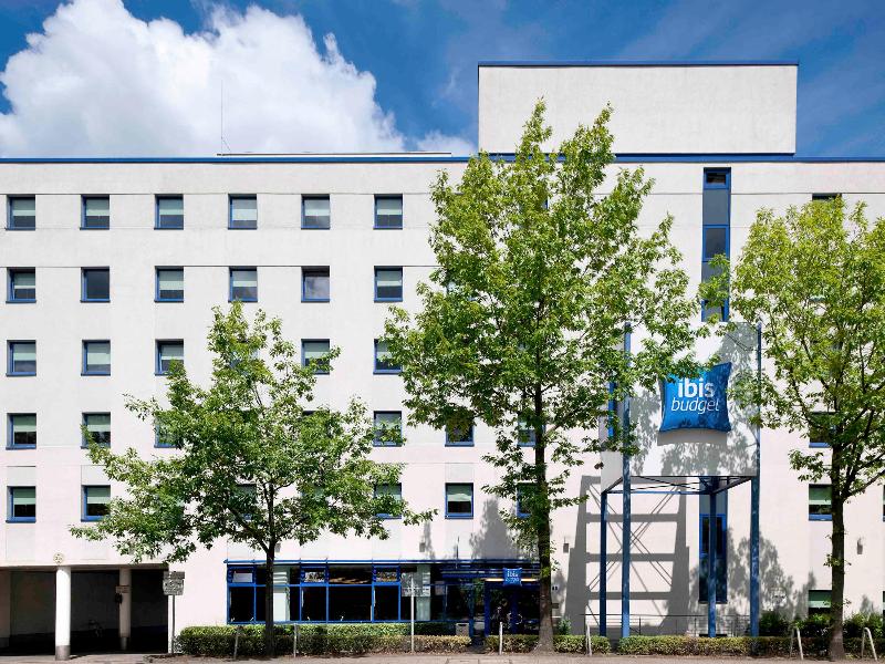 ibis budget Hamburg Altona image
