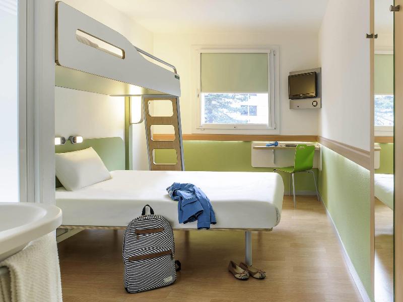 ibis budget Hamburg Altona image