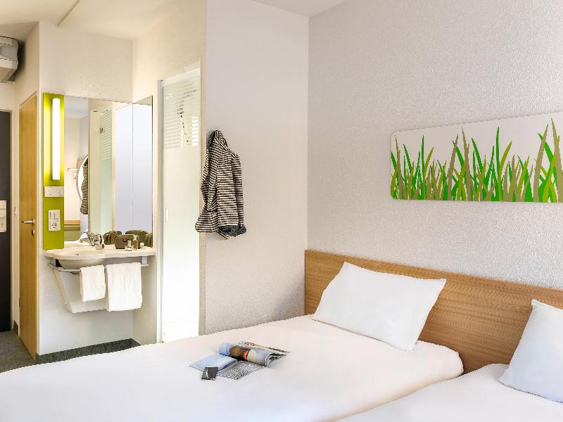 ibis budget Hamburg Altona image