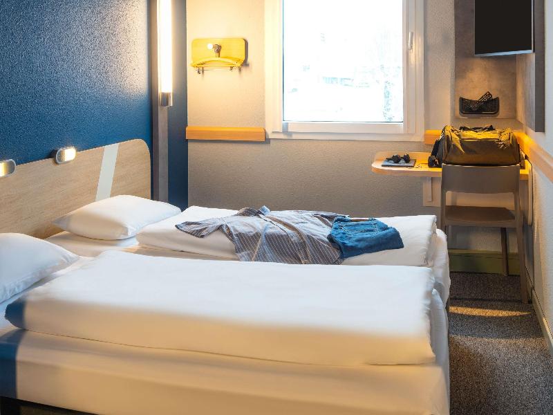 ibis budget Hamburg Quickborn image