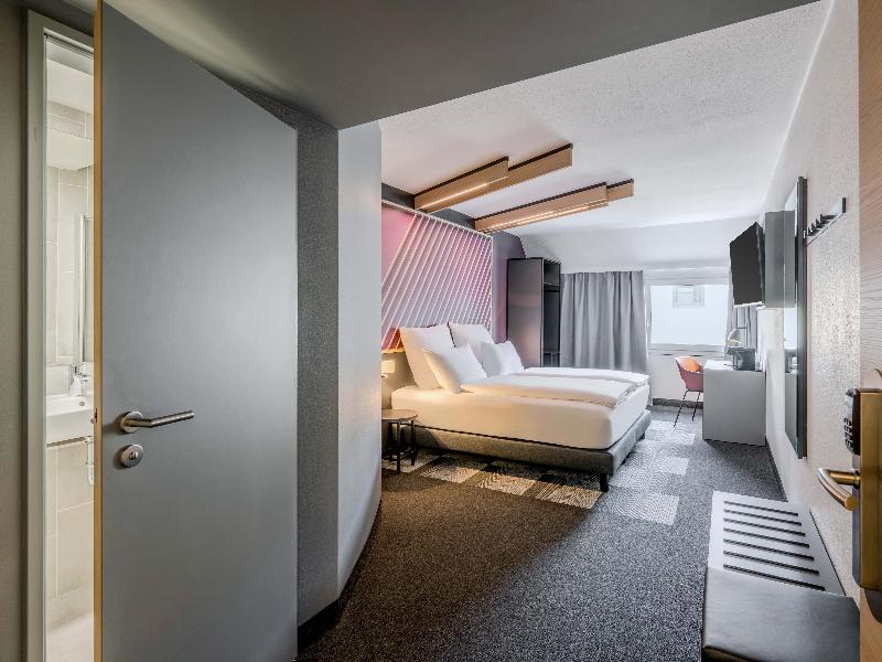 B&B HOTEL München Schwabing image