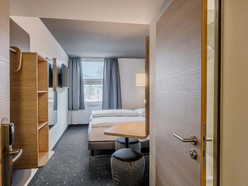B&B HOTEL München Schwabing image