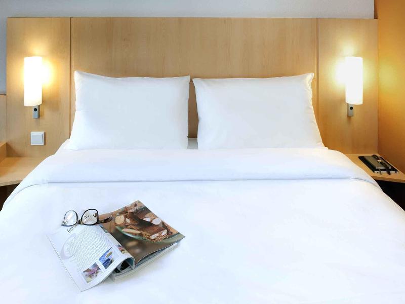Ibis Muenchen City Sued image