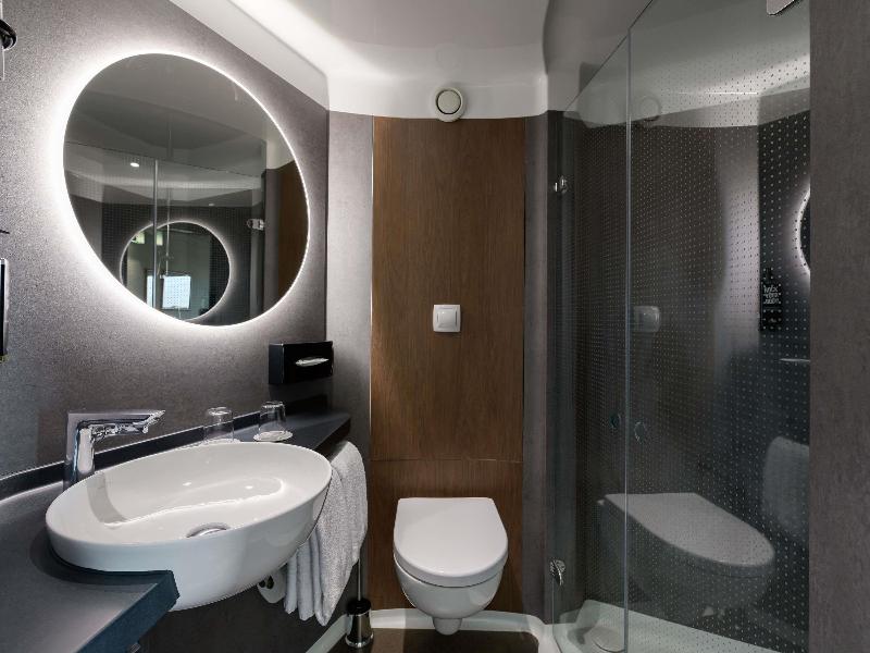 ibis Muenchen Garching image