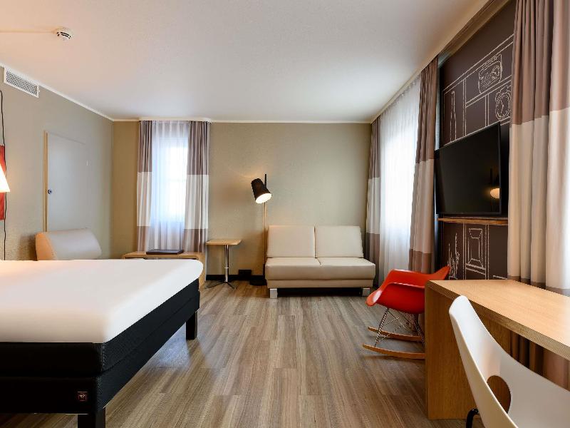 ibis Mainz City image
