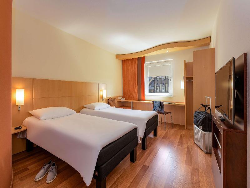 ibis Stuttgart Airport Messe image