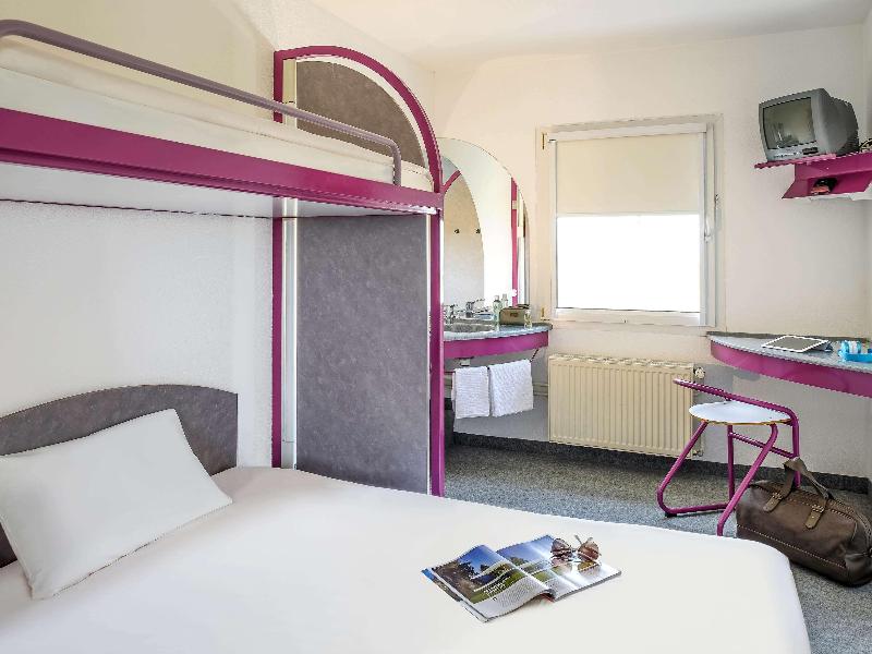 B&B HOTEL Schwerin Süd image
