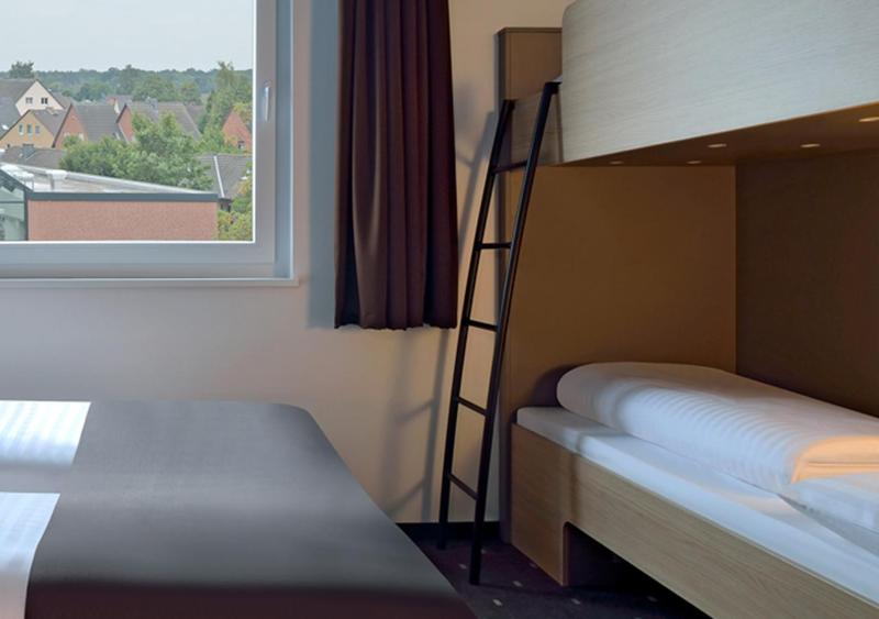B&B HOTEL Schwerin Süd image