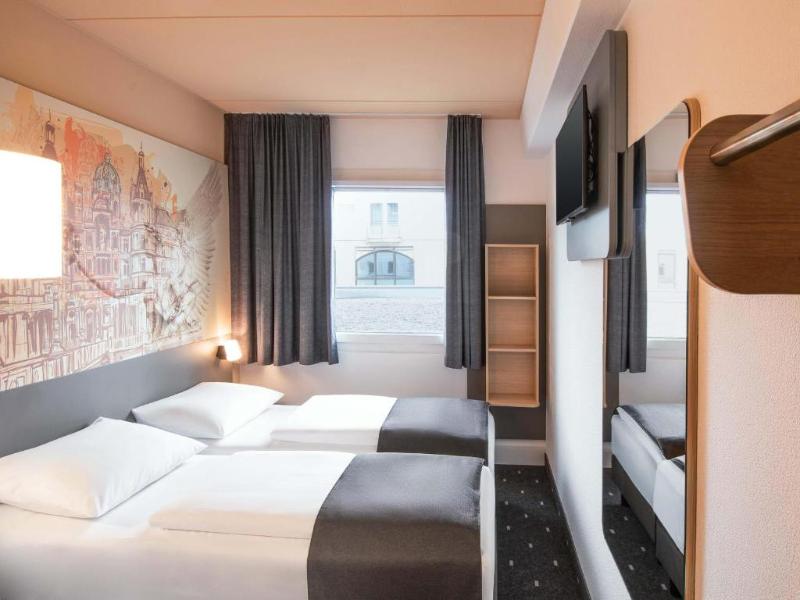 B&B HOTEL Schwerin Süd image