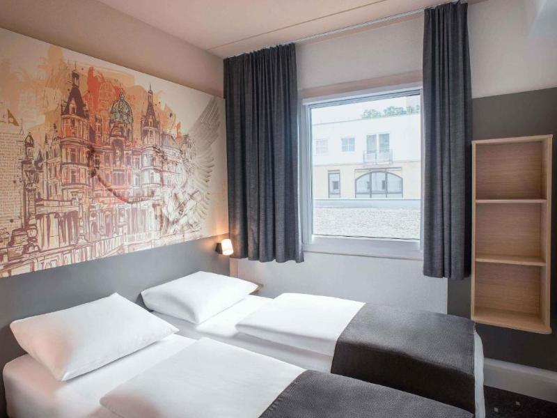 B&B HOTEL Schwerin Süd image