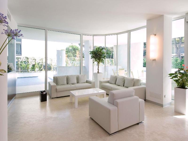 Mercure Rimini Lungomare image