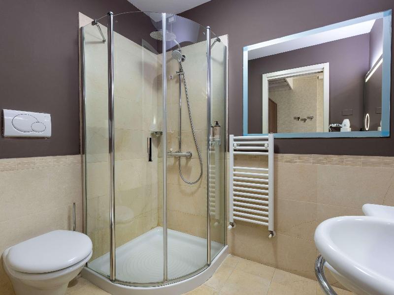 Mercure Rimini Lungomare image