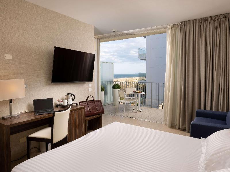 Mercure Rimini Lungomare image