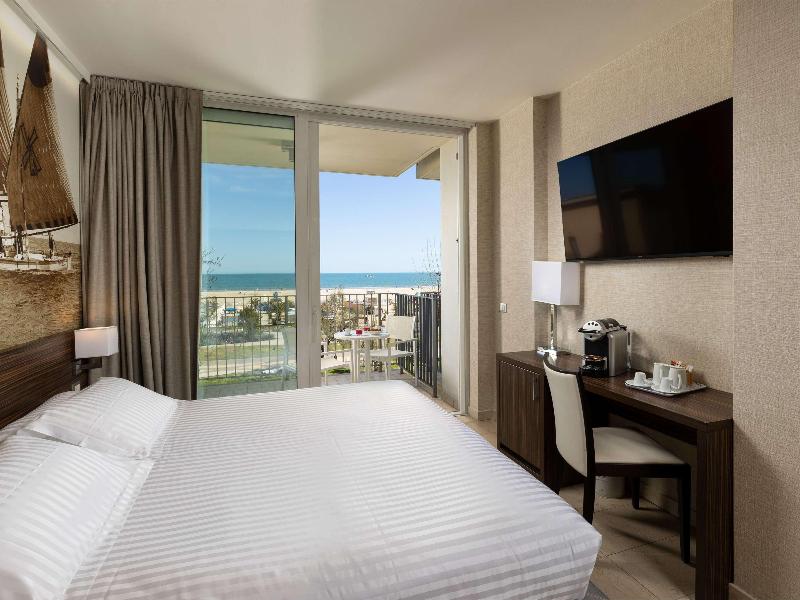 Mercure Rimini Lungomare image