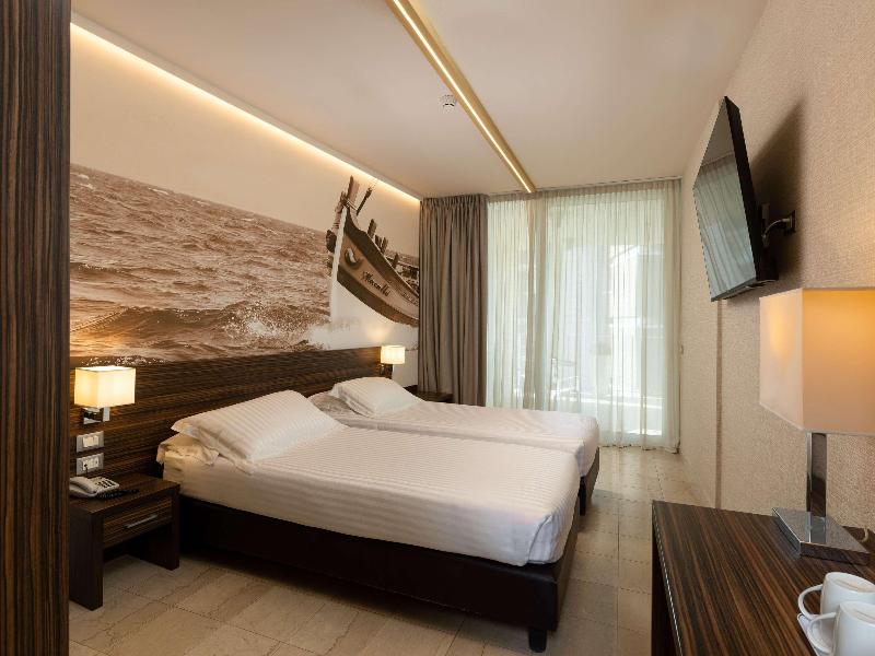 Mercure Rimini Lungomare image