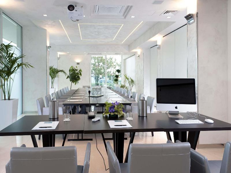 Mercure Rimini Artis image