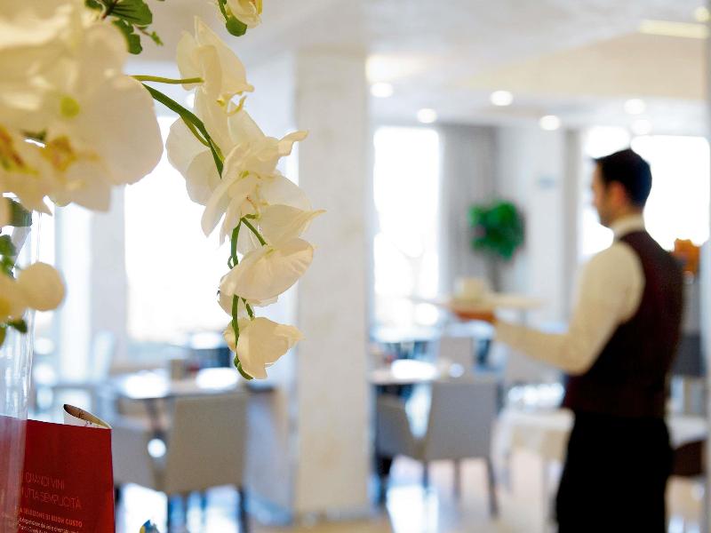 Mercure Rimini Artis image