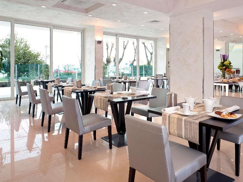 Mercure Rimini Artis image