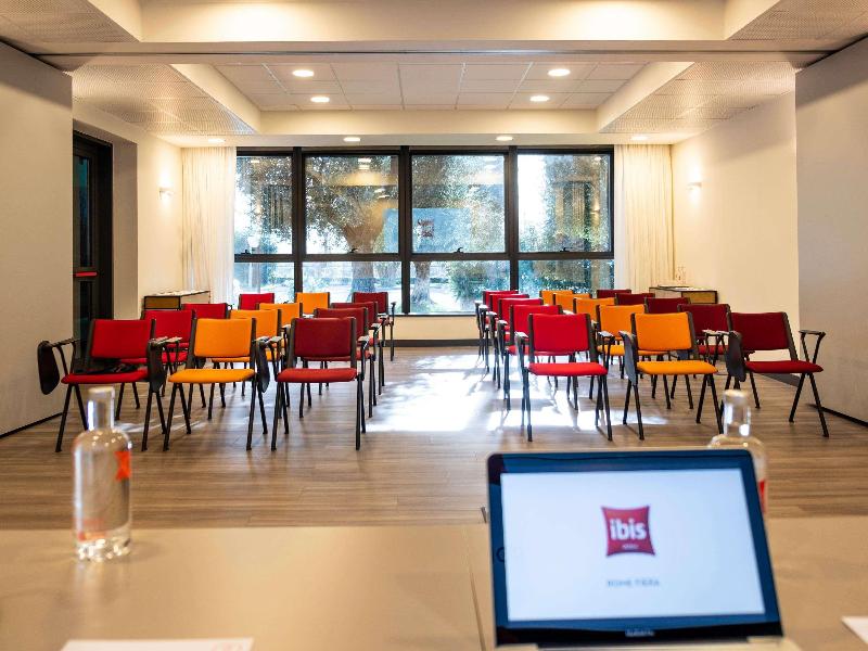 Ibis Roma Fiera image