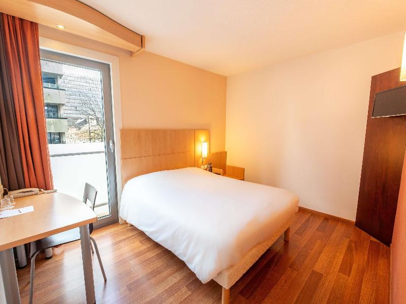 Ibis Esch Belval image