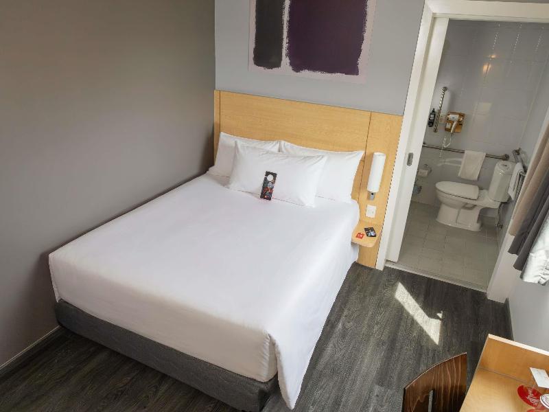 Ibis Hermosillo image