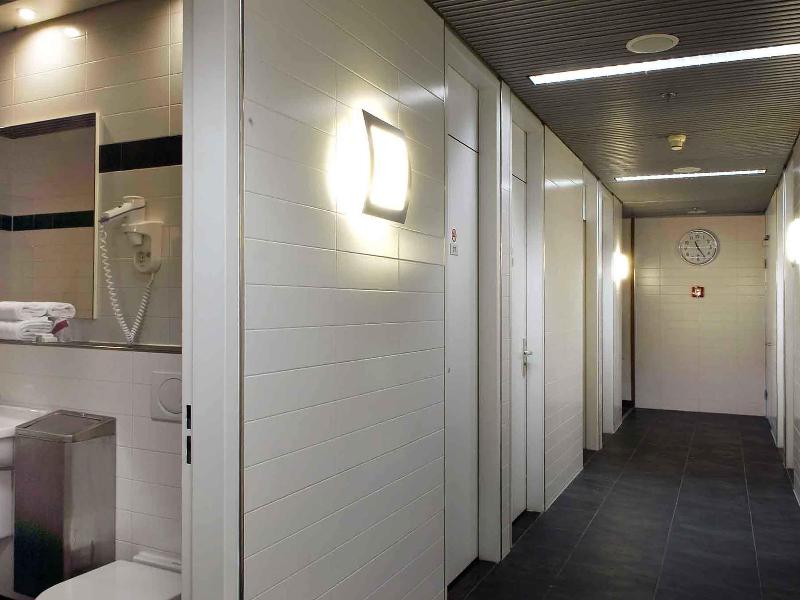 Mercure Hotel Schiphol Terminal image
